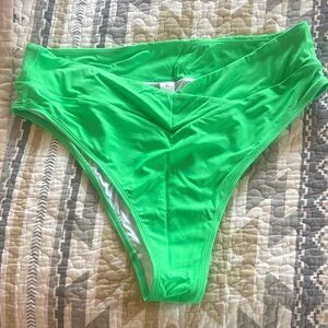 HALARA Vibrant Green High Waisted Cheeky Crossover  Bikini Bottom XL BNWOT